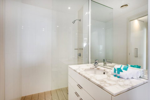 Ultra Broadbeach - Surfers Gold Coast 28