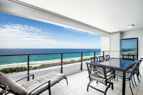 Ultra Broadbeach - Surfers Gold Coast 15