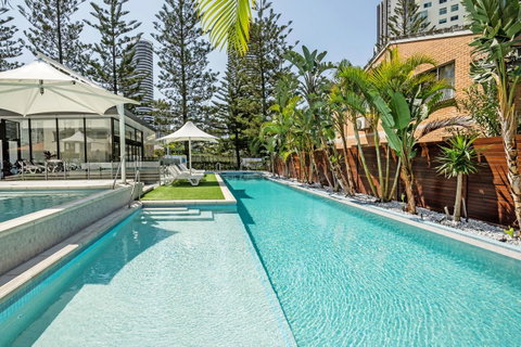 Ultra Broadbeach - Surfers Gold Coast 3