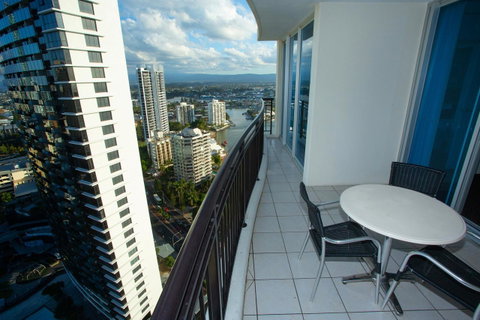 Chevron Renaissance - Private Apartments - Surfers Gold Coast 33