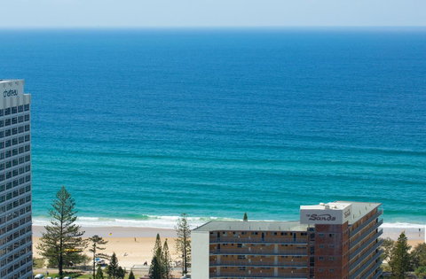 Chevron Renaissance - Private Apartments - Surfers Gold Coast 9