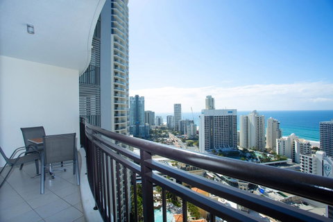 Chevron Renaissance - Private Apartments - Surfers Gold Coast 17