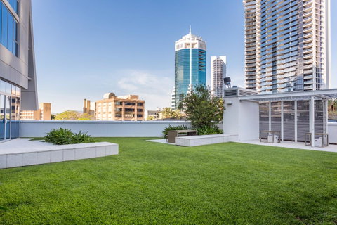 Holiday Holiday H-Residences Apartments - Surfers Gold Coast 13