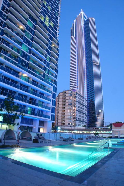 Holiday Holiday H-Residences Apartments - Surfers Gold Coast 3