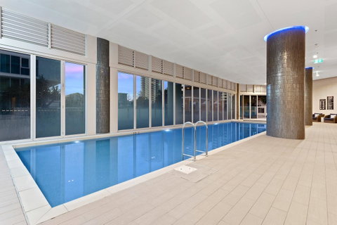 Holiday Holiday H-Residences Apartments - Surfers Gold Coast 21