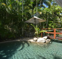 Seascape Holidays - Coral Apartments