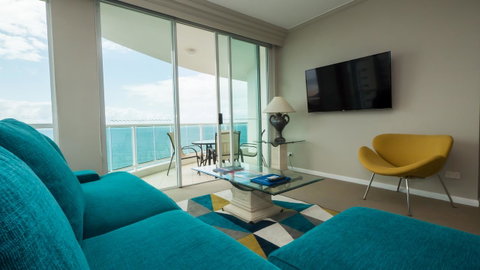 Pacific Views Resort - Surfers Gold Coast 36
