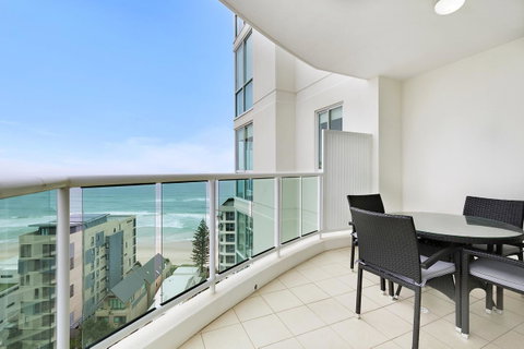 Pacific Views Resort - Surfers Gold Coast 34