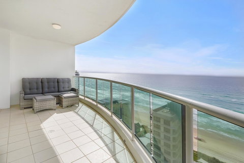 Pacific Views Resort - Surfers Gold Coast 17