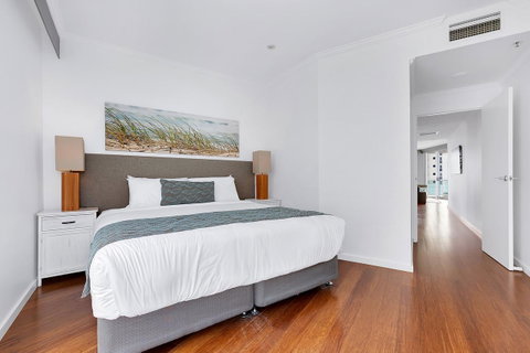 Pacific Views Resort - Surfers Gold Coast 15