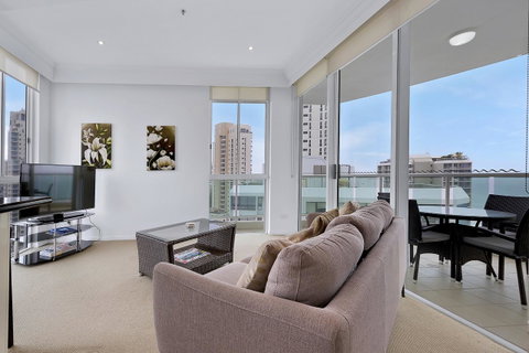 Pacific Views Resort - Surfers Gold Coast 26