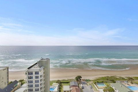 Pacific Views Resort - Surfers Gold Coast 16