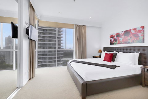 Pacific Views Resort - Surfers Gold Coast 32