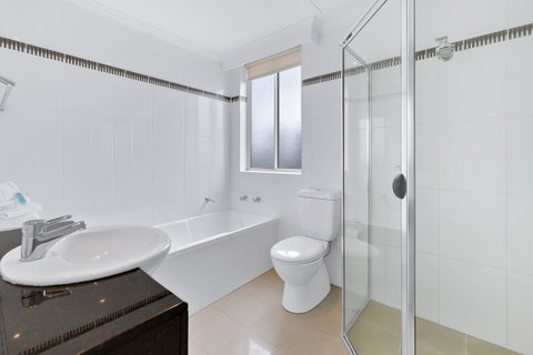 Pacific Views Resort - Surfers Gold Coast 33