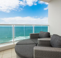 Pacific Views Resort - Surfers Gold Coast
