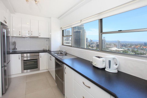 Pacific Plaza Apartments - Surfers Gold Coast 13