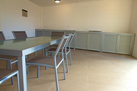 Pacific Plaza Apartments - Surfers Gold Coast 23