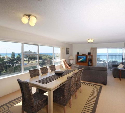 Pacific Plaza Apartments - Surfers Gold Coast 20