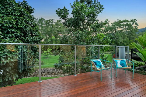 Oceans Edge Holiday Home - Surfers Gold Coast 1