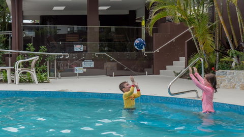 Norfolk Luxury Beachfront Apartments - Surfers Gold Coast 6