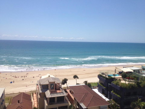 Norfolk Luxury Beachfront Apartments - Surfers Gold Coast 3