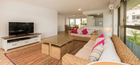 Norfolk Luxury Beachfront Apartments - Surfers Gold Coast 26