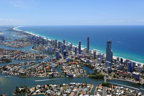 Norfolk Luxury Beachfront Apartments - Surfers Gold Coast 4