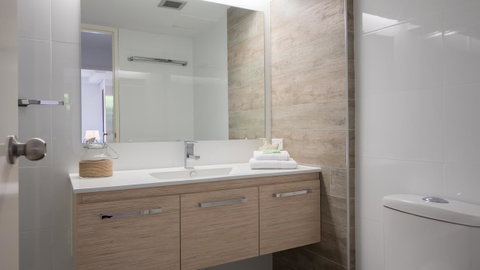 Norfolk Luxury Beachfront Apartments - Surfers Gold Coast 16