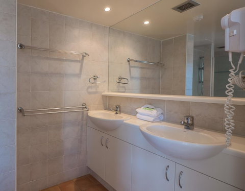 Norfolk Luxury Beachfront Apartments - Surfers Gold Coast 29