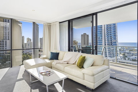 Holiday Holiday Circle On Cavill Apartments - Surfers Gold Coast 42