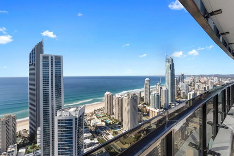 Holiday Holiday Circle On Cavill Apartments - Surfers Gold Coast 27
