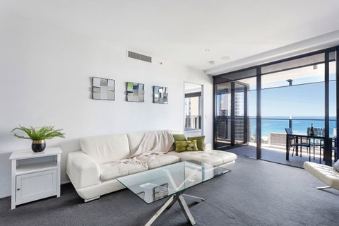Holiday Holiday Circle On Cavill Apartments - Surfers Gold Coast 15
