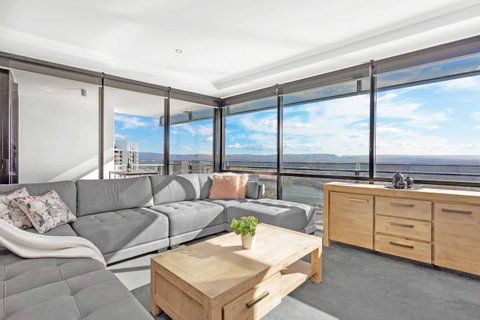 Holiday Holiday Circle On Cavill Apartments - Surfers Gold Coast 24