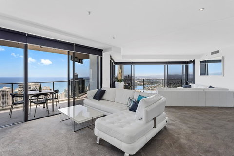 Holiday Holiday Circle On Cavill Apartments - Surfers Gold Coast 10
