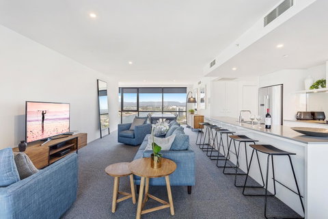 Holiday Holiday Circle On Cavill Apartments - Surfers Gold Coast 2