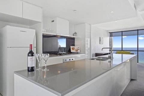 Holiday Holiday Circle On Cavill Apartments - Surfers Gold Coast 38