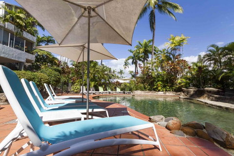 Club Tropical Resort - Official Onsite Reception & Check In - Surfers Gold Coast 0