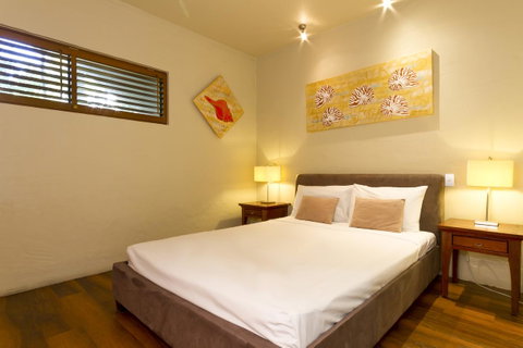 Club Tropical Resort - Official Onsite Reception & Check In - Surfers Gold Coast 4