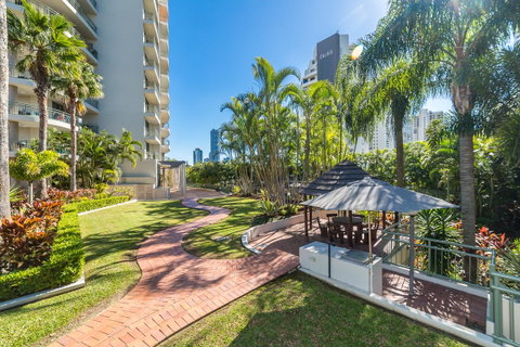 The Meriton Apartments On Main Beach - Surfers Gold Coast 39