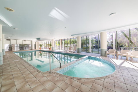 The Meriton Apartments On Main Beach - Surfers Gold Coast 0