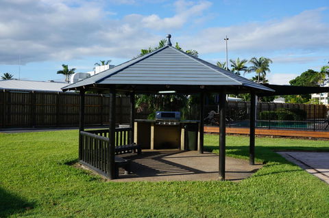 YAL Cairns - A Motel That Makes A Difference - Surfers Gold Coast 7