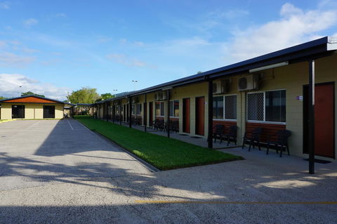 YAL Cairns - A Motel That Makes A Difference - Surfers Gold Coast 39