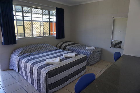 YAL Cairns - A Motel That Makes A Difference - Surfers Gold Coast 30