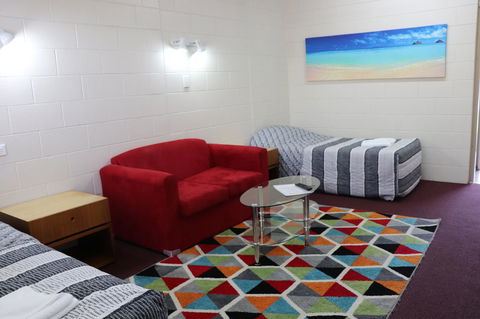 YAL Cairns - A Motel That Makes A Difference - Surfers Gold Coast 18