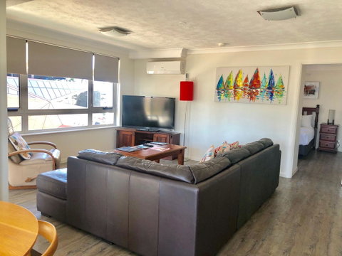 Wharf Boutique Apartments - Surfers Gold Coast 9