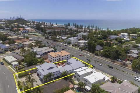 Sunshine Beach Resort - Surfers Gold Coast 2