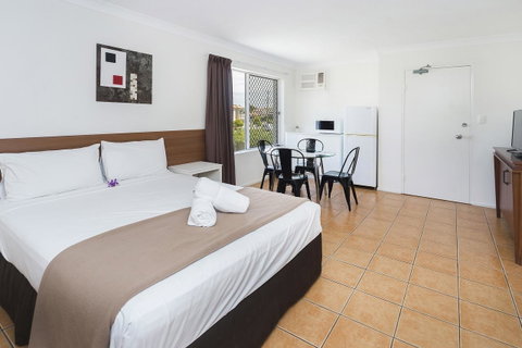 Sunshine Beach Resort - Surfers Gold Coast 7
