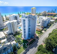 Rainbow Commodore Apartments - Surfers Gold Coast