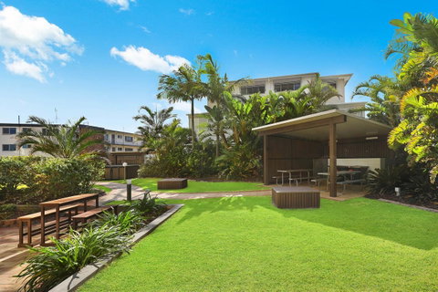 Majorca Isle Beachside Resort - Surfers Gold Coast 18