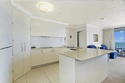 Majorca Isle Beachside Resort - Surfers Gold Coast 3
